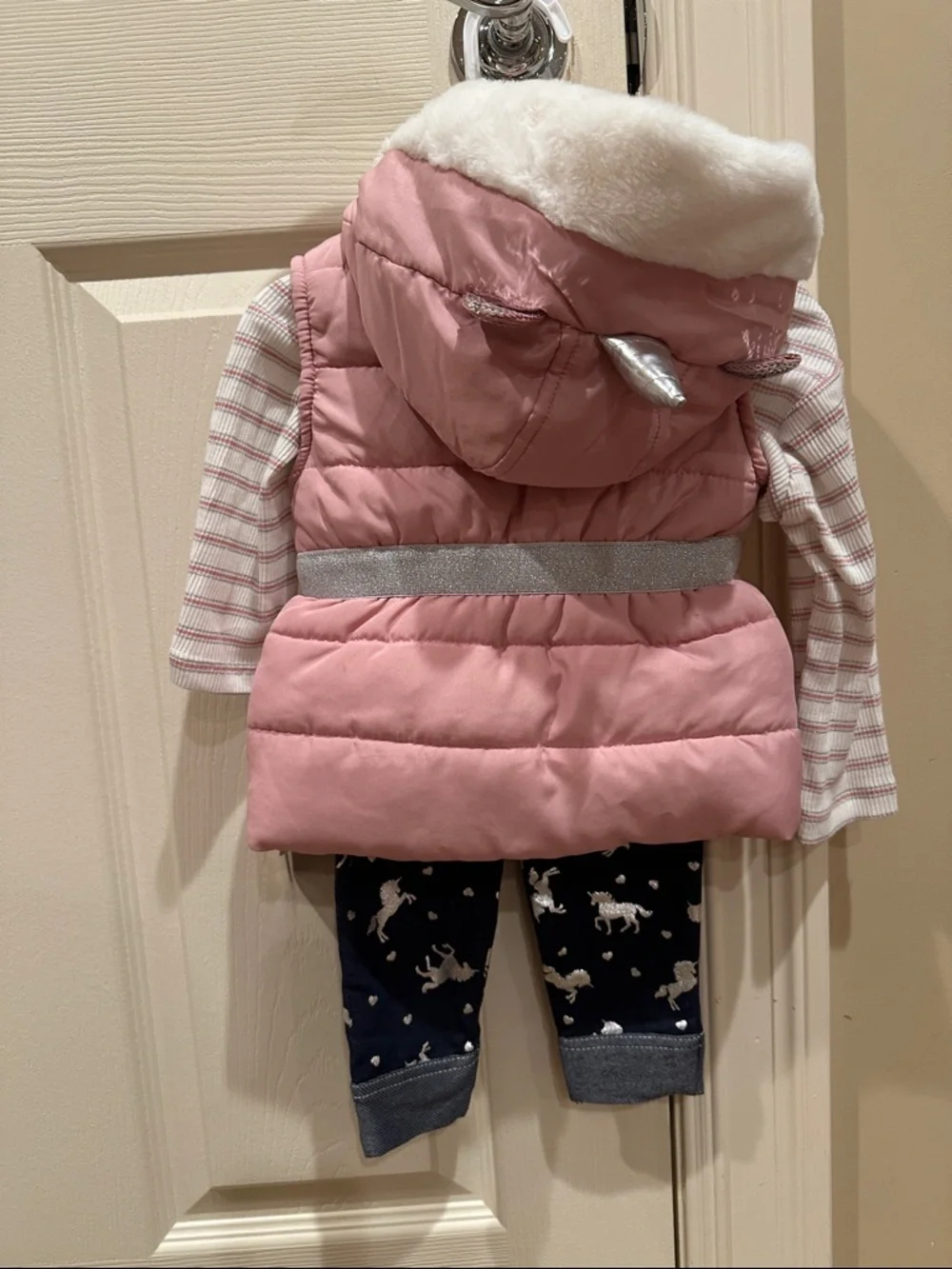 Little Lass Unicorn Puffer Vest Set with Silver Accents - Picture 2 of 7
